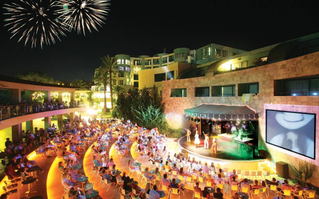 Limak Atlantis De Luxe Hotel & Resort