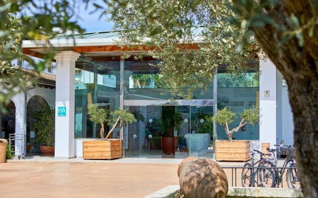 Seaclub Mediterranean Resort