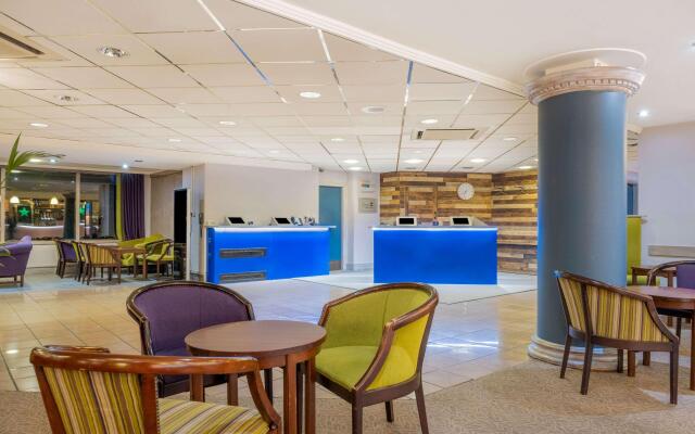 Cedar Court Huddersfield