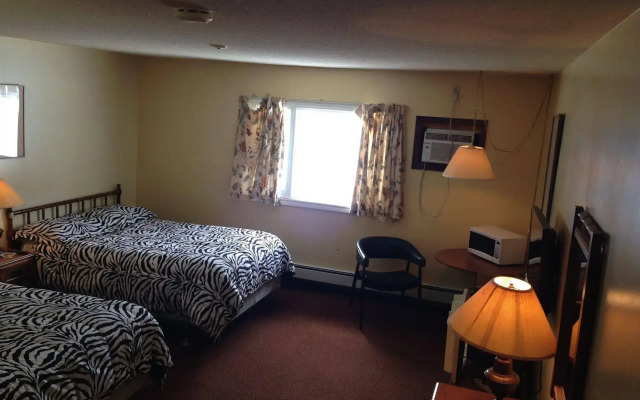 Englehart Inn