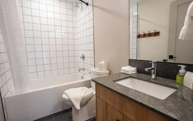 Basecamp Suites Revelstoke