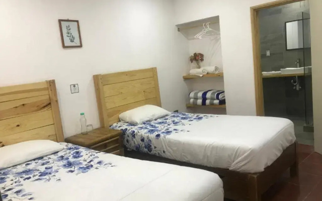 Hotel Carcamanes 17