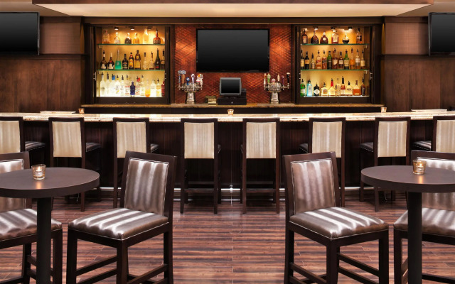 Sheraton Suites Chicago O'Hare