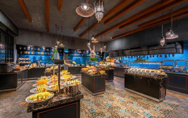 Les Ambassadeurs Marina Hotel & Casino