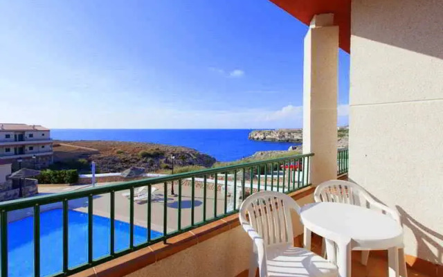 Apartamentos Checkin Cabo de Baños