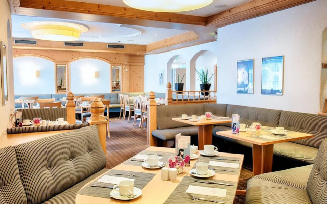 Crowne Plaza Frankfurt Congress Hotel by IHG