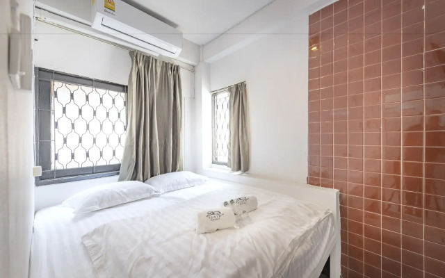 Sloth Hostel