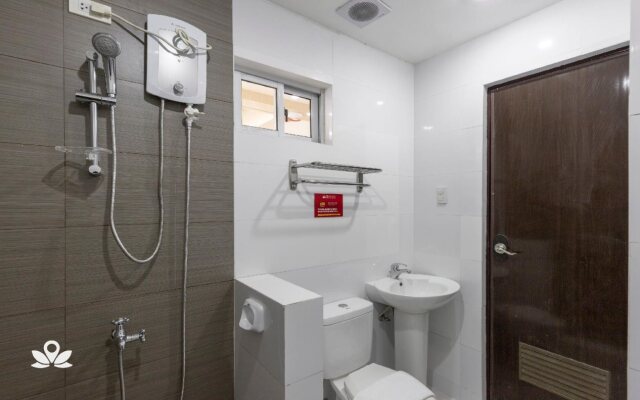 ZEN Rooms Basic 10th Ave Cubao