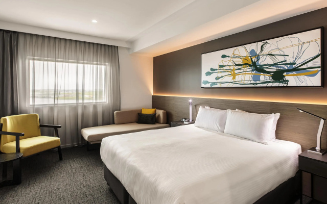 Mercure Sunshine Coast Kawana Waters – Guest Rooms – Sunshine Coast