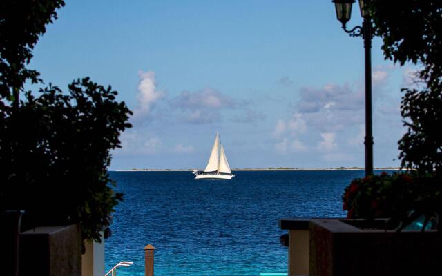 The Bellafonte - Luxury Oceanfront Hotel