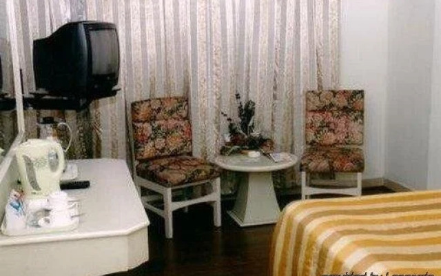 Ohris Baseraa Inn