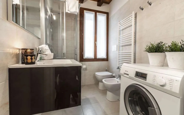 Venetian Exclusive Apartment R&R