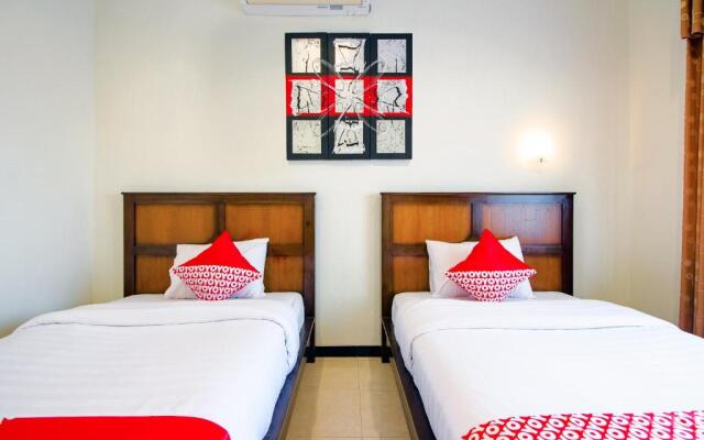 OYO 1650 Griya Joglo Homestay