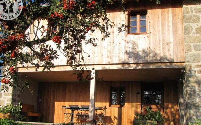 Gite Apinac, 4 pièces, 6 personnes - FR-1-496-188