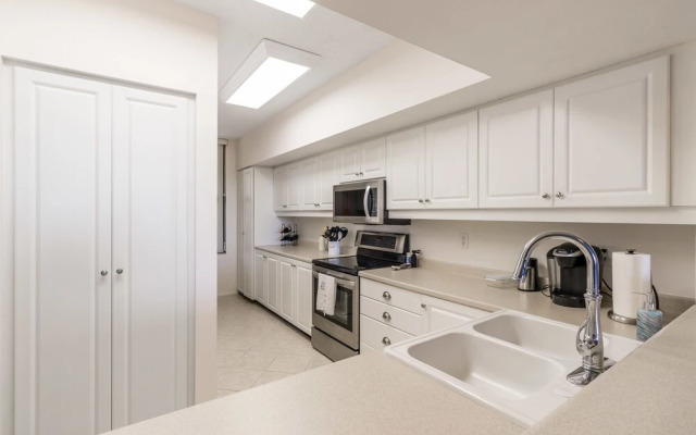 Longboat Key 42 - 2 Br Condo