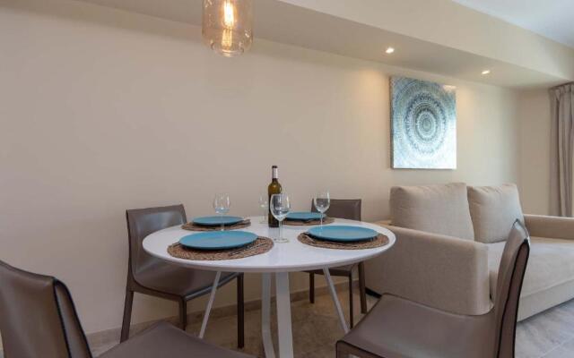 Altamira 73 - One Bed