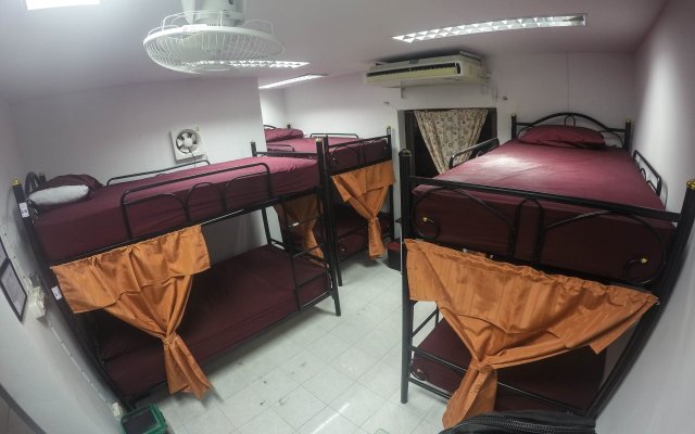 Lucky Hostel
