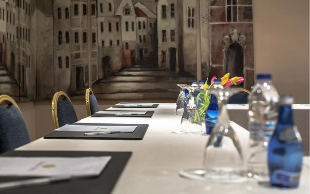 Dekelia Hotel