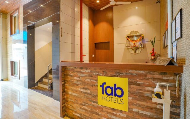 Starwood Residency by Fabhotel