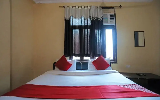 Mugdal Rishi Dham by OYO Rooms