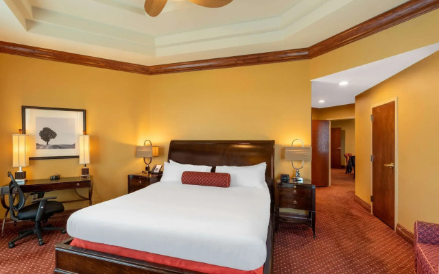 Wyndham Grand Oklahoma City Downtown