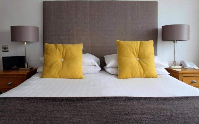 The Cliff Hotel & Spa