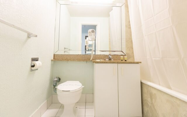 650 Studio Apartment Hollywood Beach