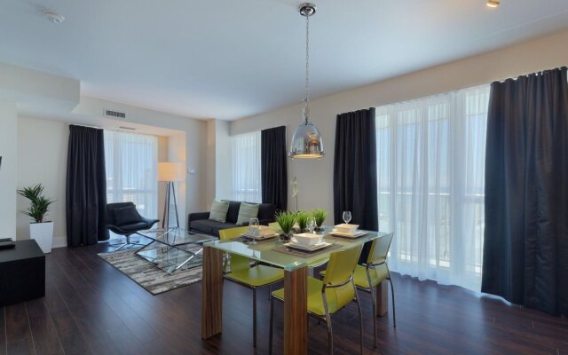 300 Front Street West Signature Collection