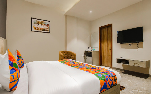 Fabhotel Prime K9 Grand