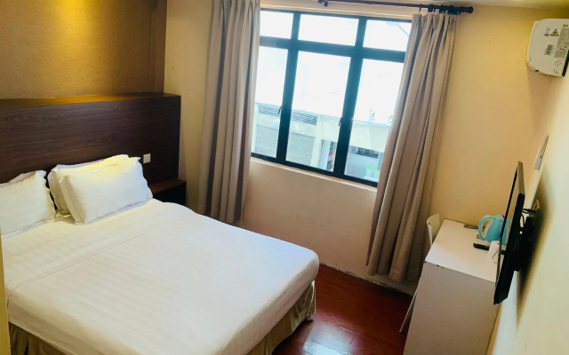 MCity Inn – Guest Rooms – Miri
