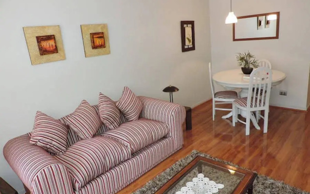 At Home Roger de Flor