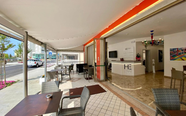 Hotel Etna