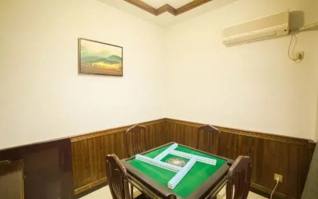 Qianting Houyuan Village Hostel