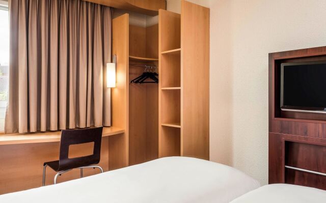 ibis Cergy Pontoise Le Port