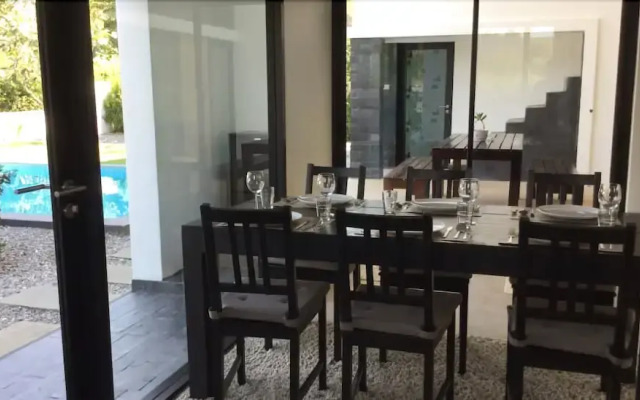 Relax Pool Villa Pranburi
