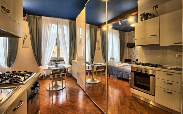 Logicasa Apartment Tower Gate