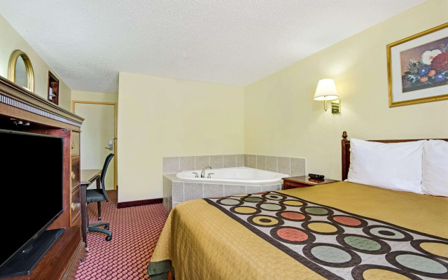 Baymont by Wyndham Liberty MO