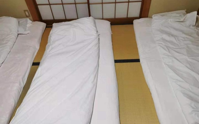 桜薫 熱川駅まで280メートル海水浴場まで500メートル – Guest Rooms – Higashiizu