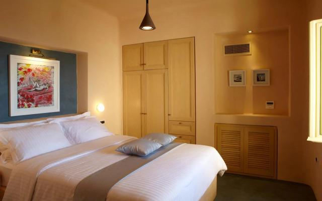 Voreina Gallery Suites