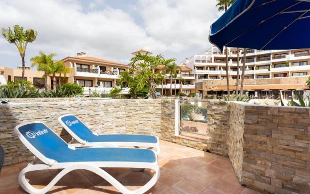 Oceanfront Tenerife South Albatros 125