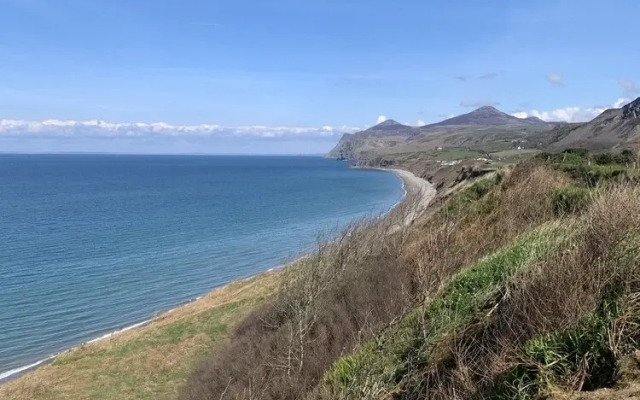 Lovely Nefyn Detached House With sea Views
