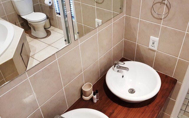 10 Mia Mia Self catering