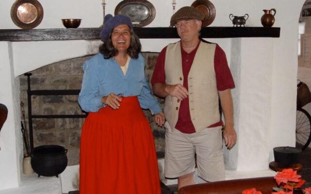 Michaeleen's Manor B&B