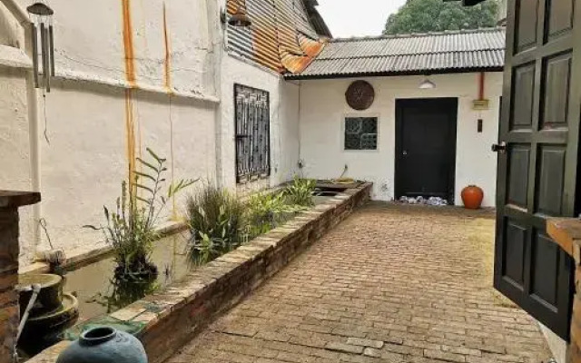The Dutch House