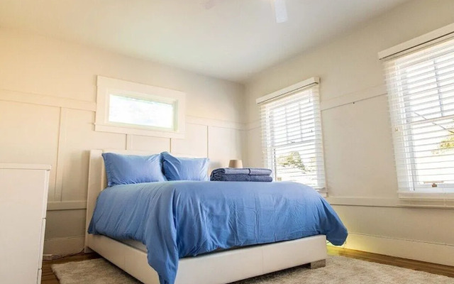 Stunning Alameda One Bedroom