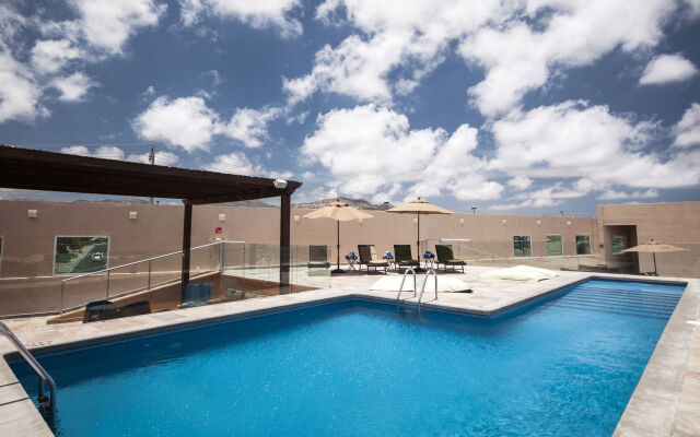 Holiday Inn Express Cabo San Lucas by IHG