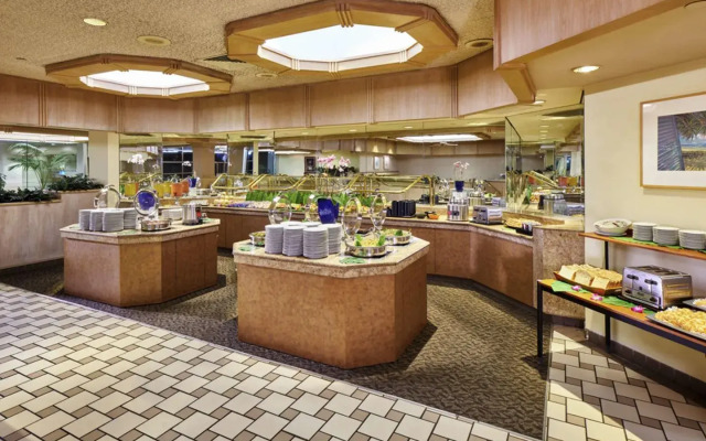 Ala Moana Hotel by LSI Resorts