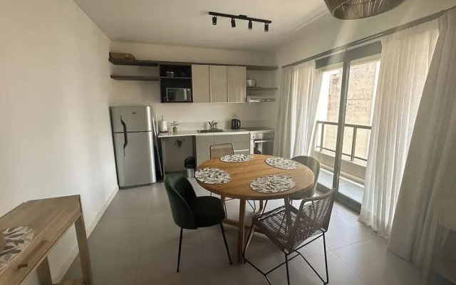 Rent Up - Moderno 2 ambientes con balcón