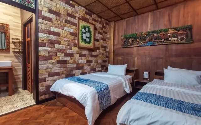 Baanthep Antique Homestay