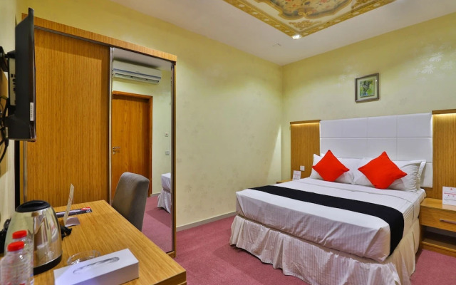 OYO 370 Inwan Residential Units